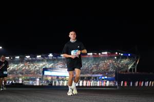 BIB: 3267
                            <button type="button" onclick="openModal(19599455)" class="btn btn-primary btn-sm float-right btn-popup" data-toggle="modal" data-target=".modal-high-quality">
                        <i class="fas fa-shopping-cart"></i> Add to Cart
                    </button>
                                            <button type="button" onclick="isThisMe(19599455, true)" class="btn btn-success btn-sm float-right btn-popup btn-isme hidden" data-toggle="tooltip" data-placement="bottom" title="นี่คือรูปของคุณใช่ไหม คลิกที่นี่เพื่อเอาเข้าอัลบั้ม">
                        <i class="fas fa-plus"></i> Add to album
                    </button>
                    <button type="button" onclick="isThisMe(19599455, false)" class="btn btn-warning btn-sm float-right btn-popup btn-isnotme hidden">
                        <i class="fas fa-ban"></i> Remove from album
                    </button>